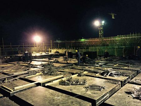 天工公司土建十五部承建的陜煤技術(shù)研究院1-3#樓施工進入沖刺階段