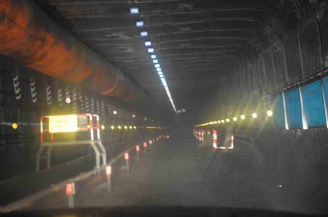 掘進(jìn)公司紅柳林項(xiàng)目部聯(lián)絡(luò)巷高精度貫通