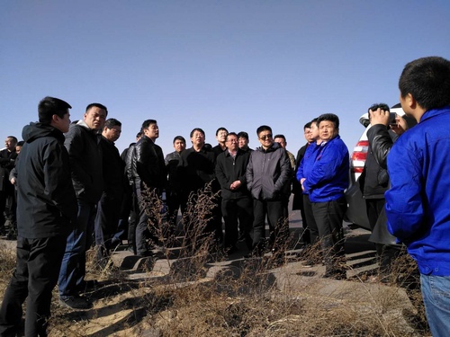 榆林市榆陽區(qū)副區(qū)長王新剛蒞臨路橋分公司靖神鐵路項目檢查指導