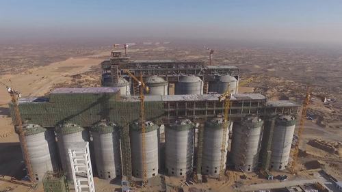 澄合分公司小保當(dāng)煤倉(cāng)滑模施工側(cè)記