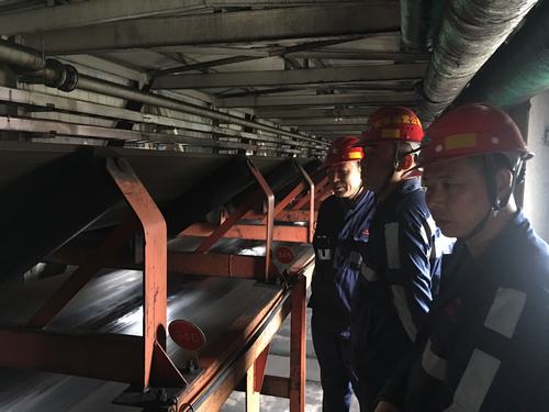 洗選煤運營公司檸條塔運營項目部機電運輸安全生產(chǎn)專項活動正在進(jìn)行中