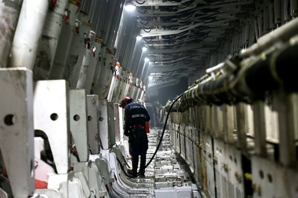 陜煤建設(shè)設(shè)計(jì)研究院與紅柳林礦業(yè)公司聯(lián)合開(kāi)展長(zhǎng)距離工作面設(shè)計(jì)考察工作