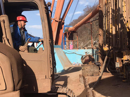 掘進(jìn)“排頭兵”——呂愛(ài)生