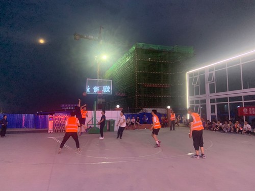 陜煤建設(shè)銅煤公司第十六項目部舉辦“團(tuán)結(jié)進(jìn)取賽風(fēng)采，青春飛揚再出發(fā)”友誼籃球賽
