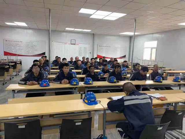 【五一項(xiàng)目建設(shè)專(zhuān)題五】陜煤建設(shè)洗選煤運(yùn)營(yíng)公司紅柳林洗煤廠項(xiàng)目部：堅(jiān)守“五一”立足安全 詮釋勞動(dòng)之美