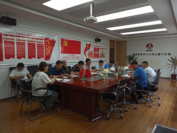 陜煤建設(shè)天工公司承建的陜煤化研究院一期B、C區(qū)施工項(xiàng)目順利通過主體驗(yàn)收