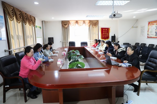 陜煤建設(shè)洗選煤運(yùn)營(yíng)公司：@姐妹們，我們這樣過(guò)“三八”