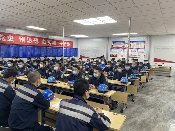 陜煤建設(shè)洗選煤運(yùn)營(yíng)公司紅柳林洗煤廠項(xiàng)目部：“四抓求新”繪制安全生產(chǎn)新藍(lán)圖