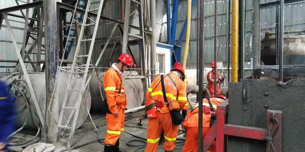 陜煤建設礦建二公司第三項目部順利完成井筒揭煤工作