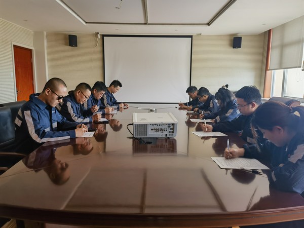 陜煤建設洗選煤運營公司神渭蒲城運營項目部黨支部開展主題教育知識答題活動