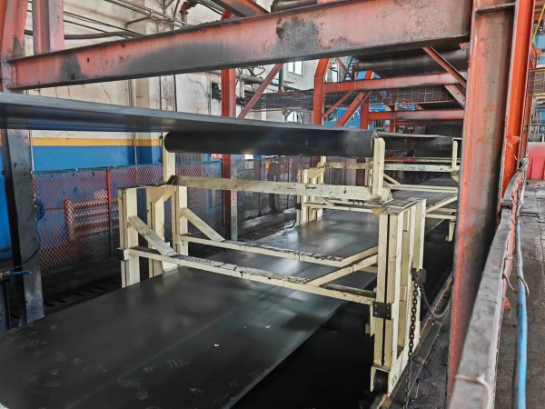 陜煤建設機電安裝公司：提前1天完成紅柳林礦主井膠帶機帶面更換工程