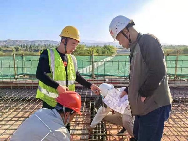 陜煤建設(shè)新疆第一項(xiàng)目部：凝心聚力趕工期，追趕超越“拼”成效