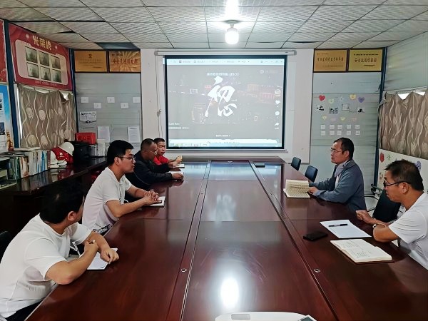 陜煤建設(shè)澄合分公司第十二項(xiàng)目部打好“預(yù)防針”筑牢“防護(hù)墻”