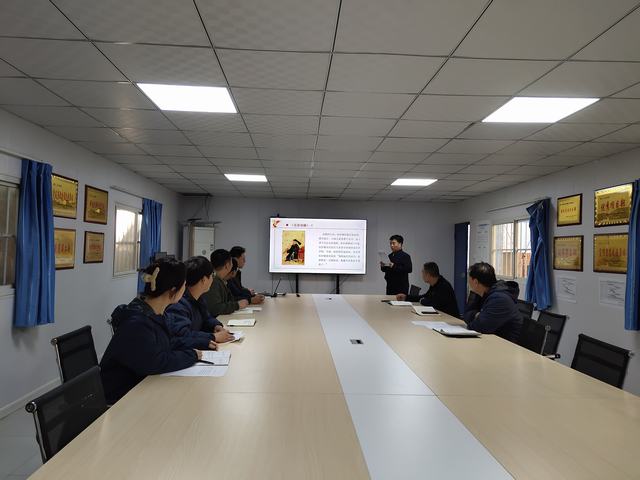 陜煤建設(shè)韓城分公司土建二項(xiàng)目部：講廉潔故事 揚(yáng)清廉之風(fēng)