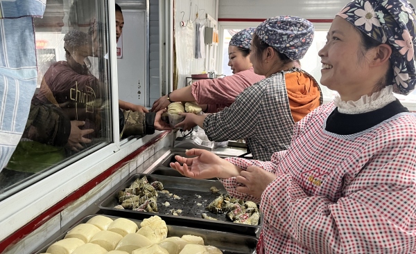 陜煤礦建三公司天山（二號(hào)井）項(xiàng)目部：“端午節(jié)”遇上“安全月”，“粽”享安全