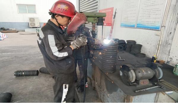 陜煤建設(shè)洗選煤運(yùn)營(yíng)公司：過(guò)好“緊日子” 奔赴“好日子”