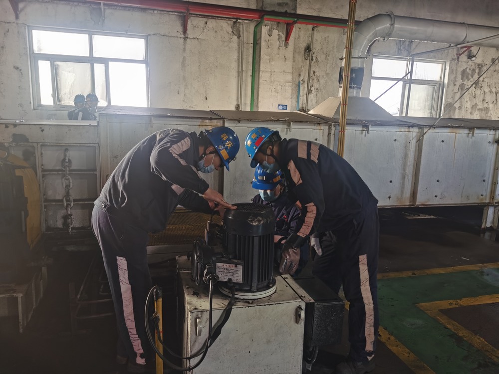 陜煤建設(shè)洗選煤運(yùn)營(yíng)公司紅柳林洗煤廠項(xiàng)目部： “精、細(xì)、實(shí)”重磅出擊 打好安全生產(chǎn)“組合拳”