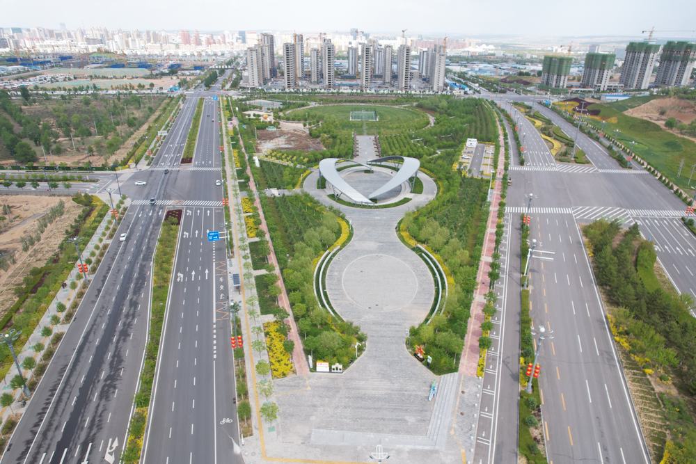 陜煤建設(shè)榆林公司承建的科創(chuàng)新城同慧公園項(xiàng)目順利通過竣工驗(yàn)收