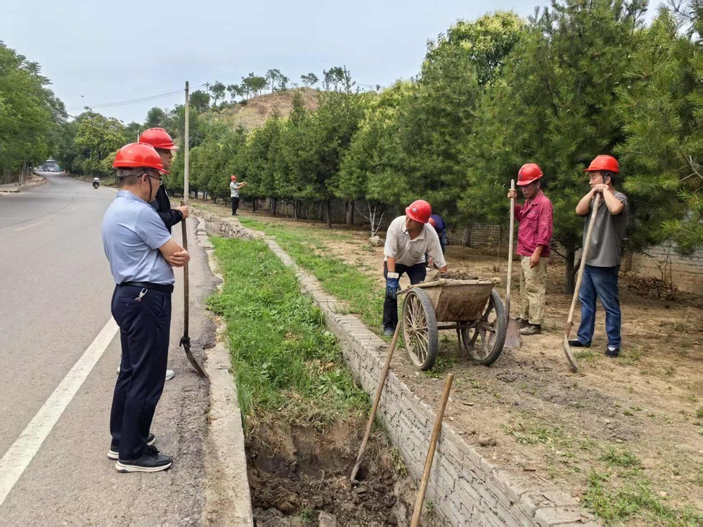 安全生產(chǎn)月超燃行動！清淤攻堅(jiān)顯身手 巧思護(hù)墻守安全