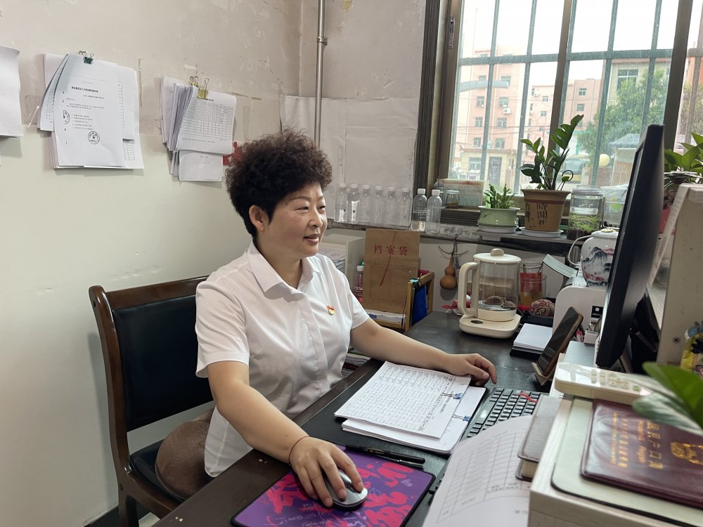 陜煤建設(shè)澄合分公司社保管理員蘇紅艷：在平凡崗位上綻放黨員光彩