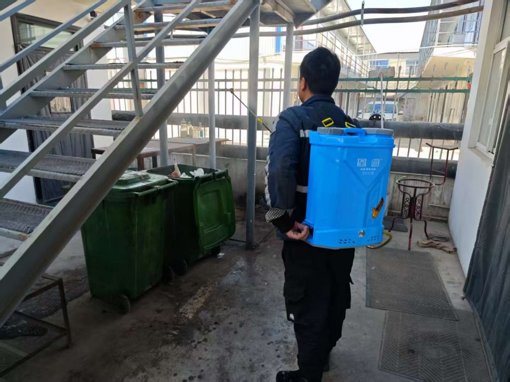 陜煤建設(shè)煤礦運營服務(wù)分公司：冬日雙線守護，溫暖與精準并行